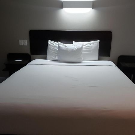 Motel 6-Hesperia, Ca - West Main Street I-15 Екстериор снимка