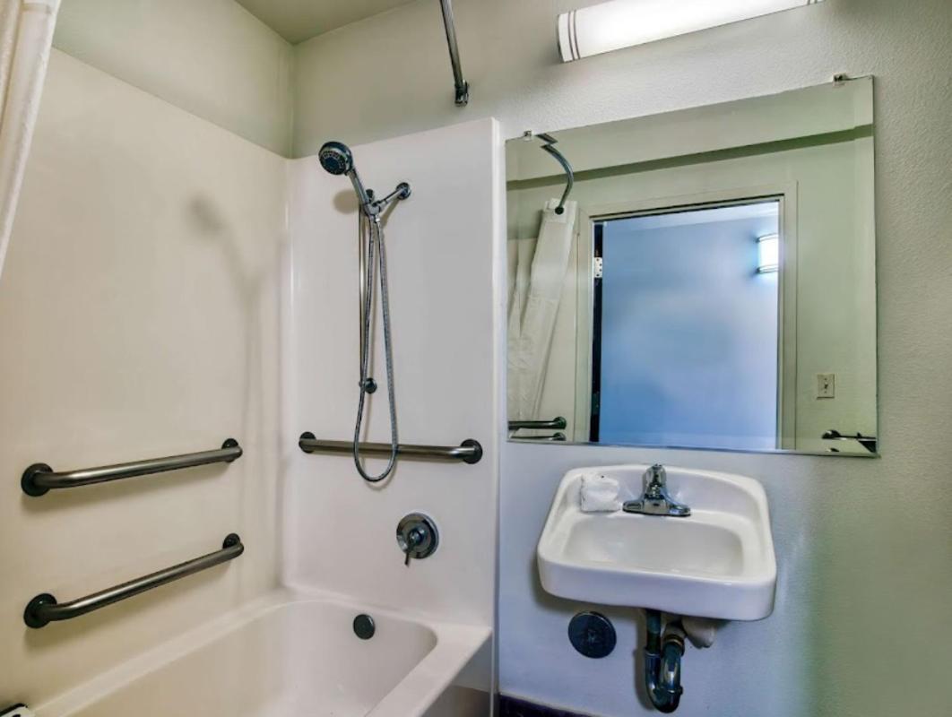 Motel 6-Hesperia, Ca - West Main Street I-15 Екстериор снимка