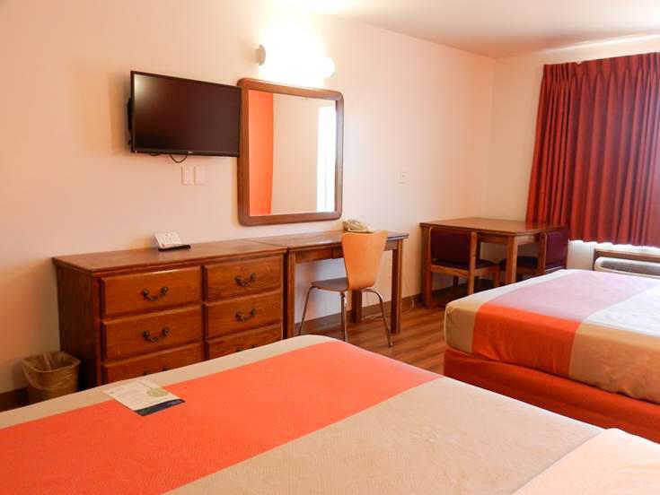Motel 6-Hesperia, Ca - West Main Street I-15 Стая снимка